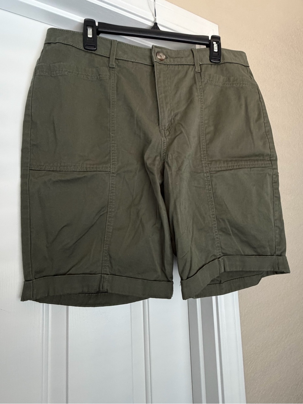 croft & barrow Olive Green Cargo Shorts